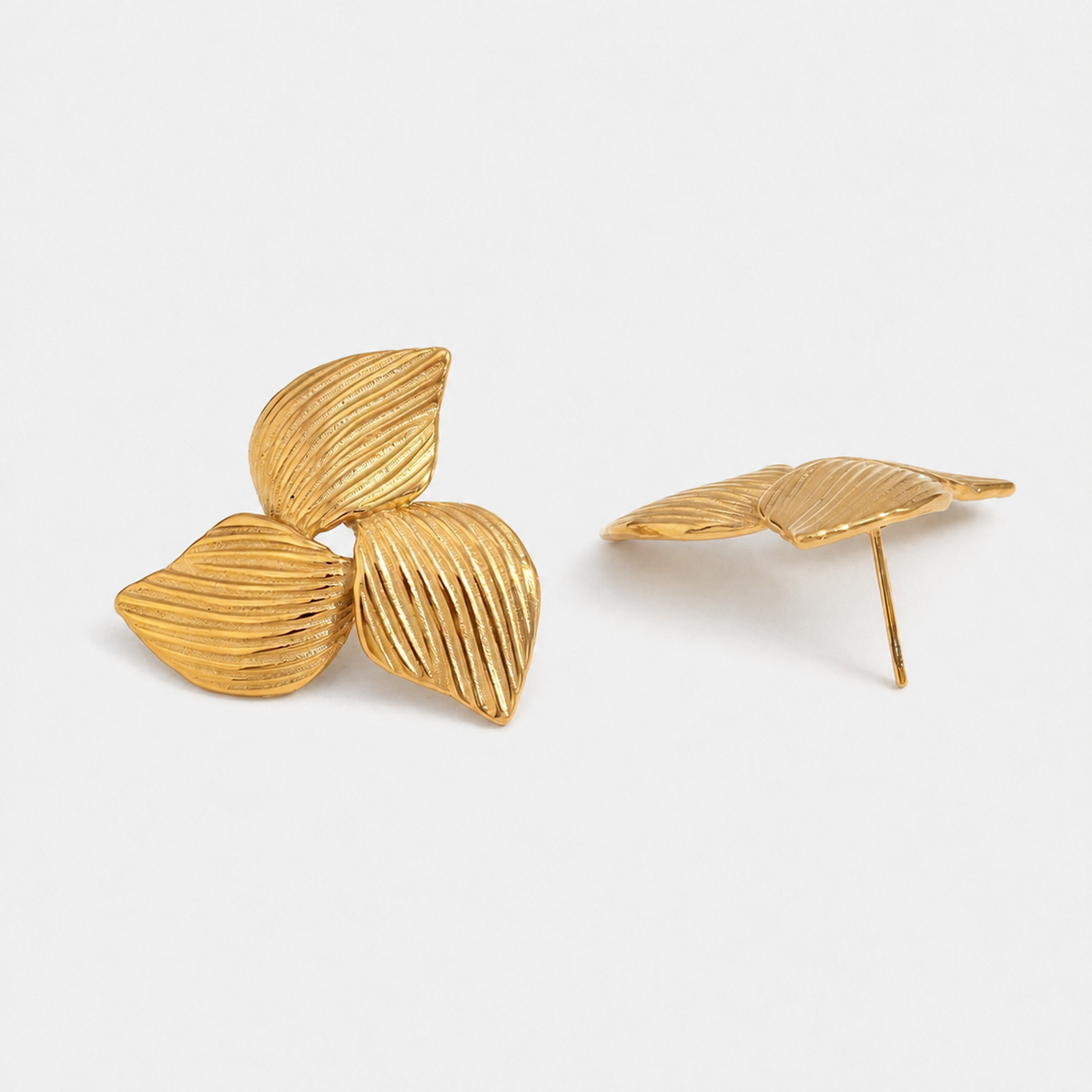 Trio in Bloom Floral Drop Earrings — Gold