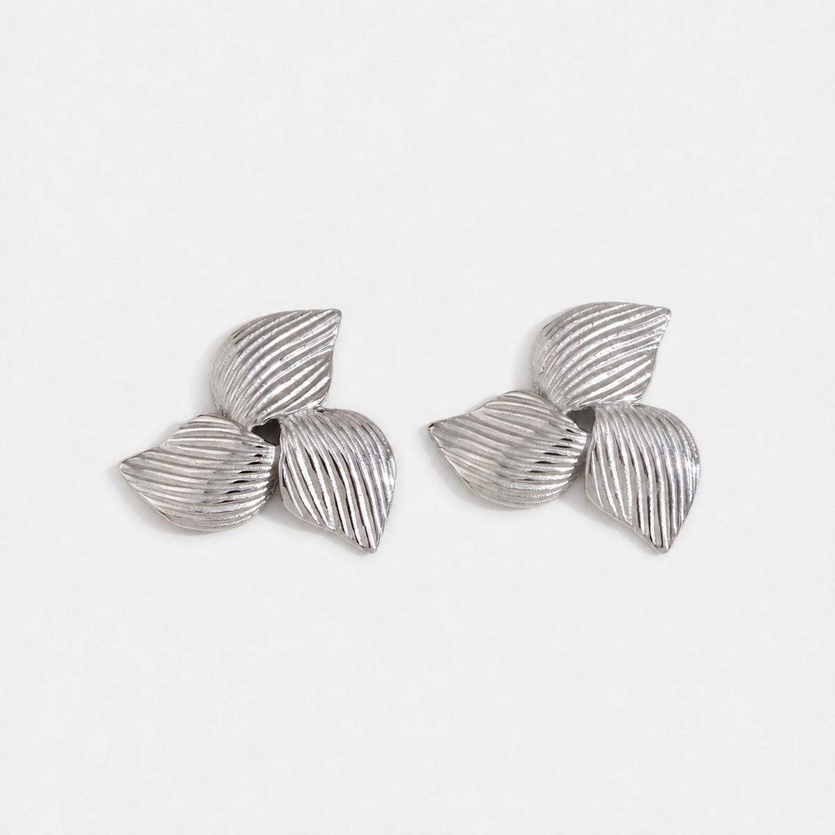 Trio in Bloom Floral Drop Earrings — Silver