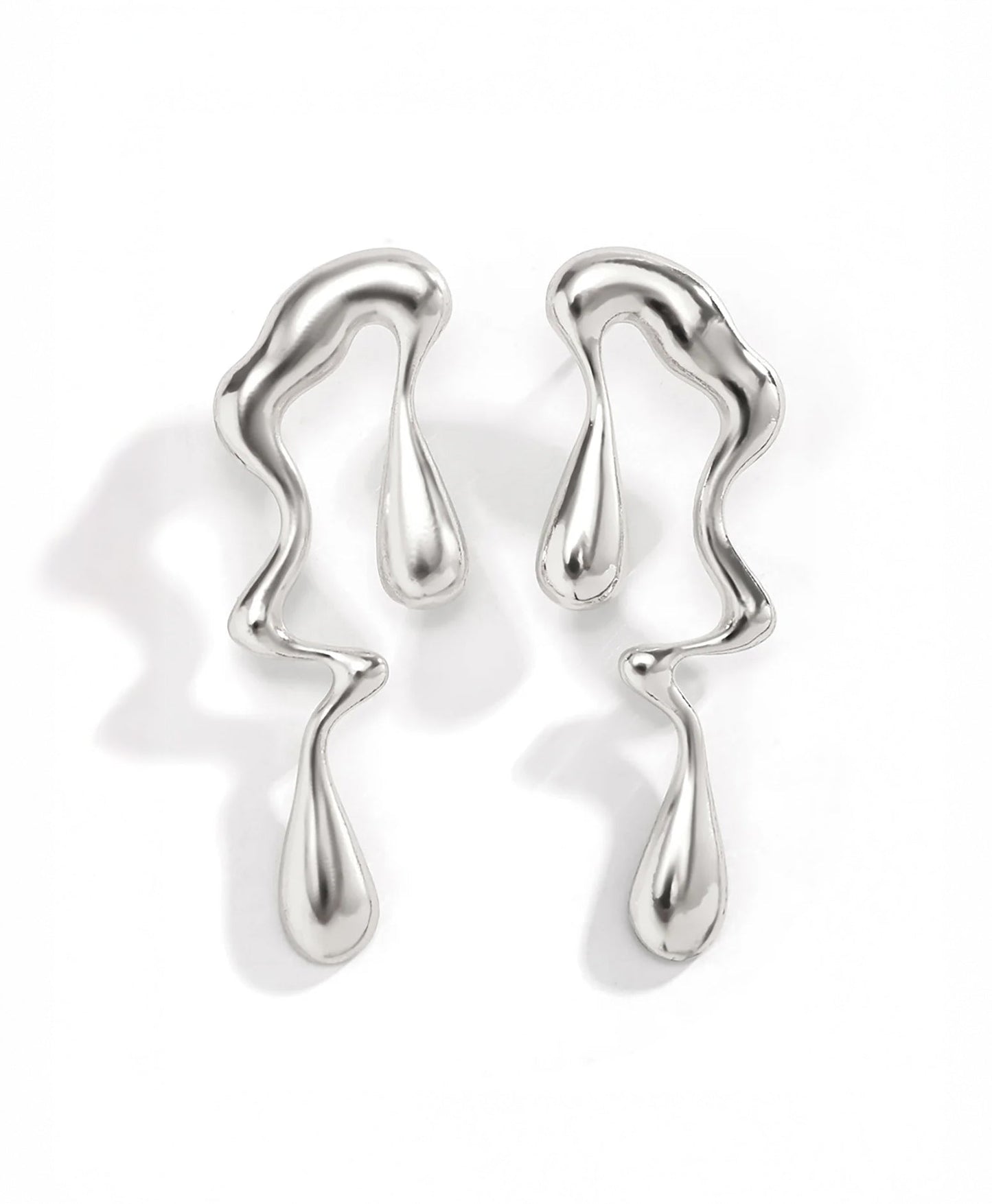 Lustrous Flow Drop Earrings