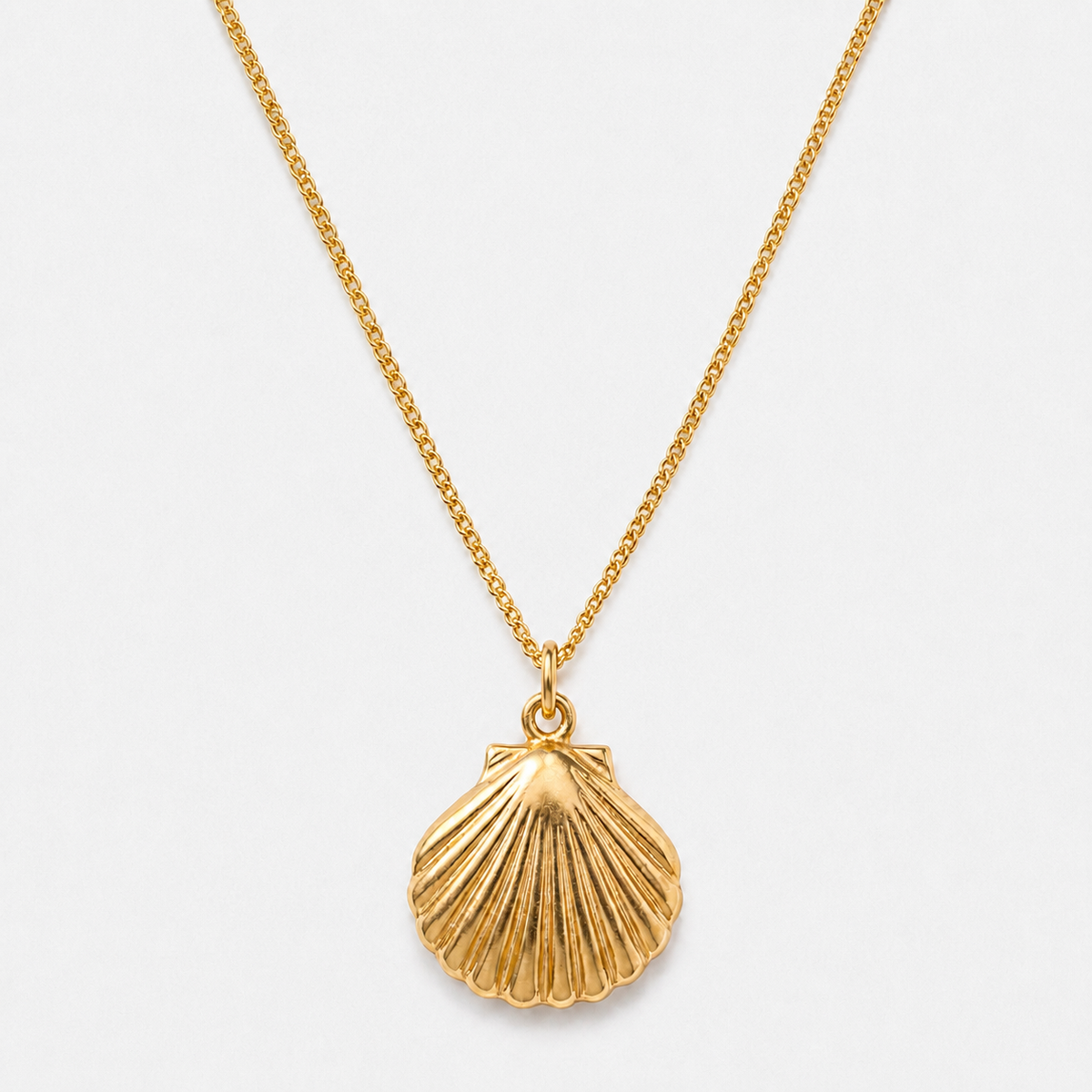 18K Gold-Plated Shell Pendant Necklace — Gold
