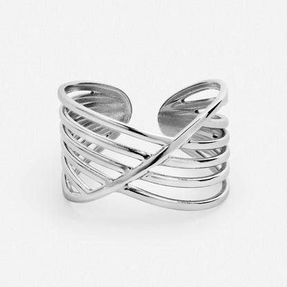 Miranda gold ring, side angle view