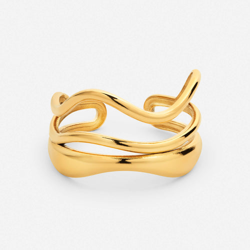 Tyra ring in polished gold finish