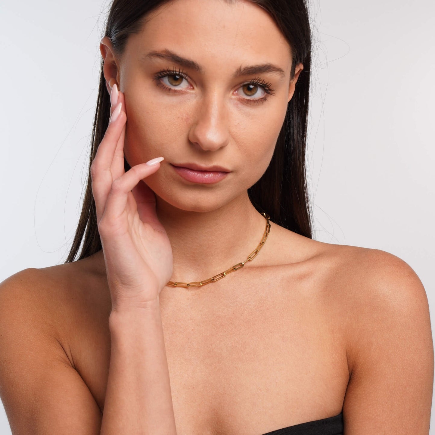 Modern gold link necklace, refined everyday jewellery