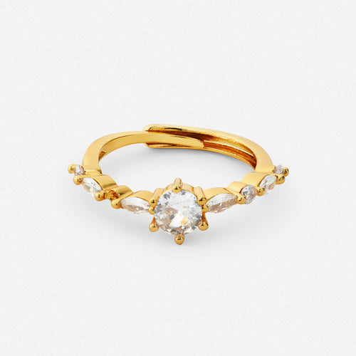 Nicole ring in polished gold finish
