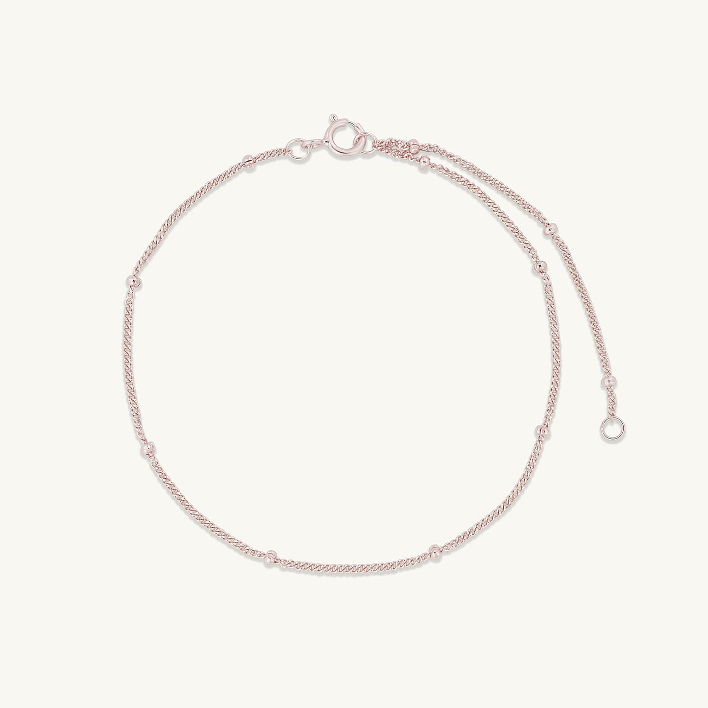 Satellite chain bracelet detail shot, 18k gold vermeil – Ravyena