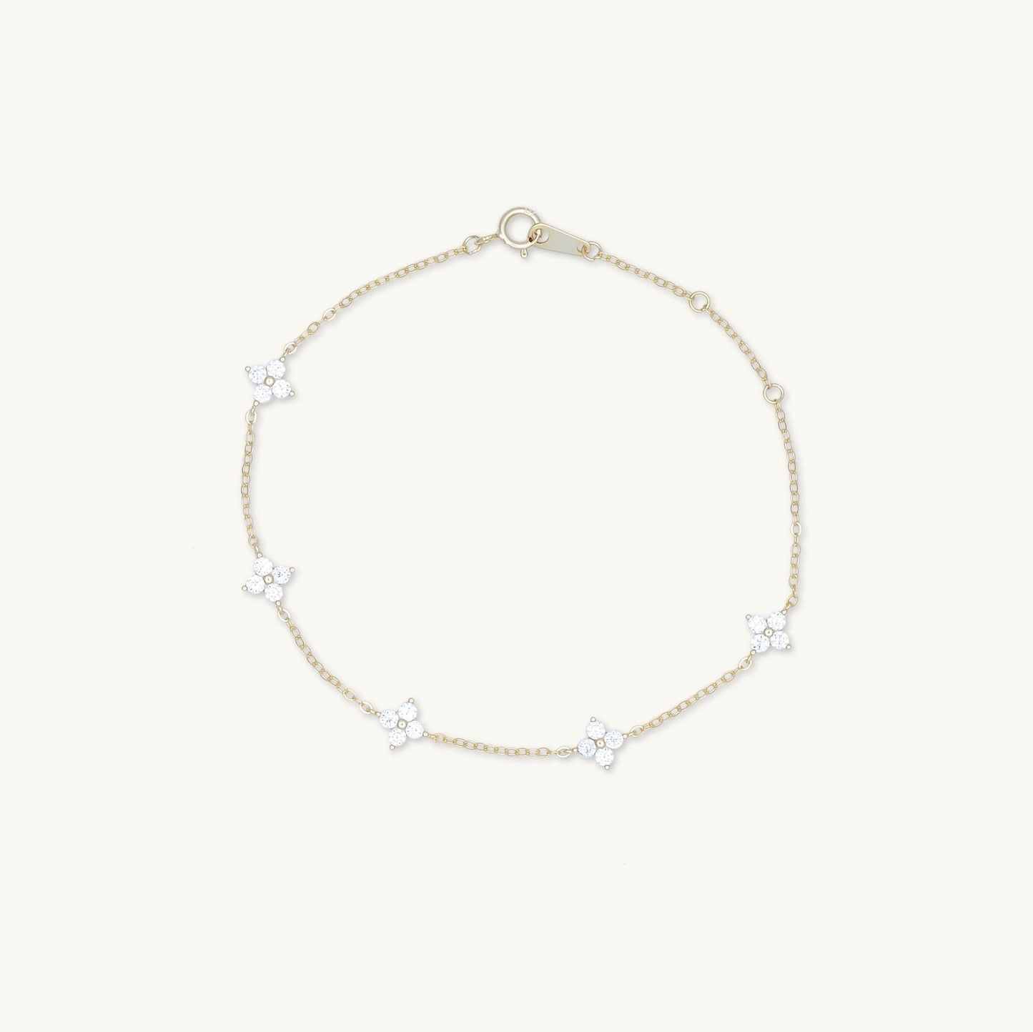 Clover station chain bracelet in gold finish