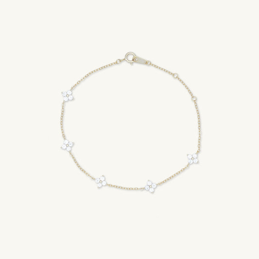 Clover station chain bracelet in gold finish