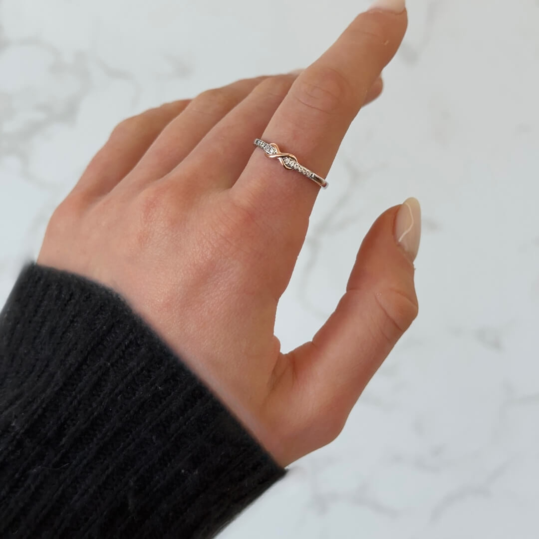 Romantic gold ring, refined everyday jewellery