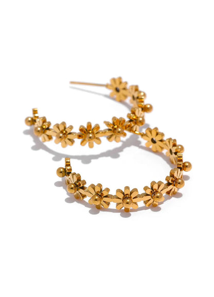 Floral wreath hoop earrings in 18K gold finish