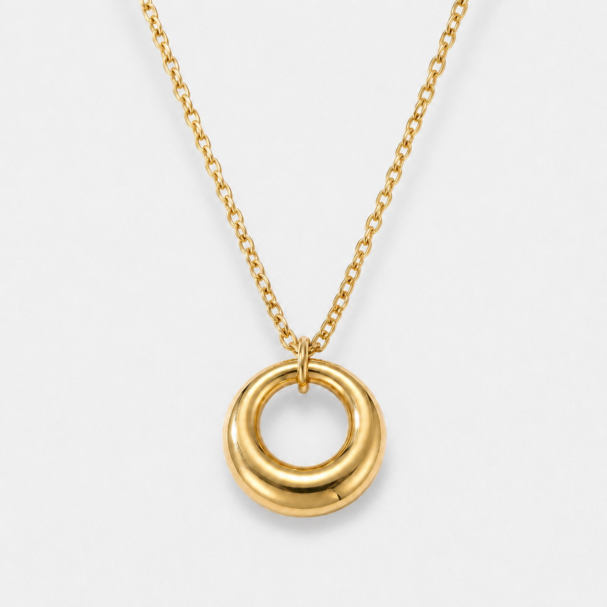 18K Gold Vermeil Circle Pendant Necklace — Default Title