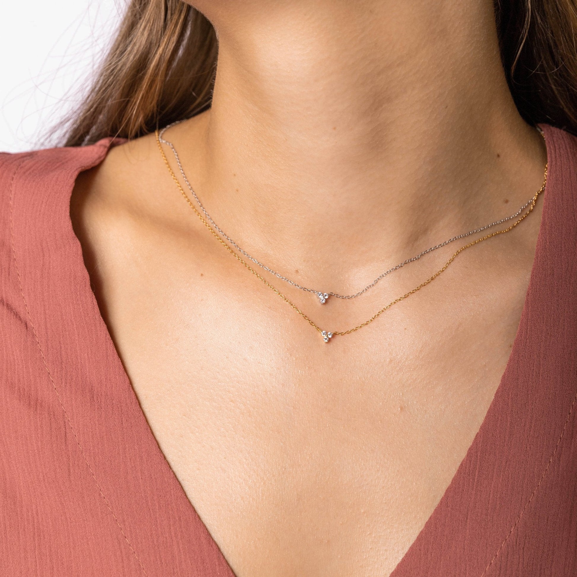 Lotus Sapphire pendant 18K gold vermeil sapphire crystal detail – Ravyena