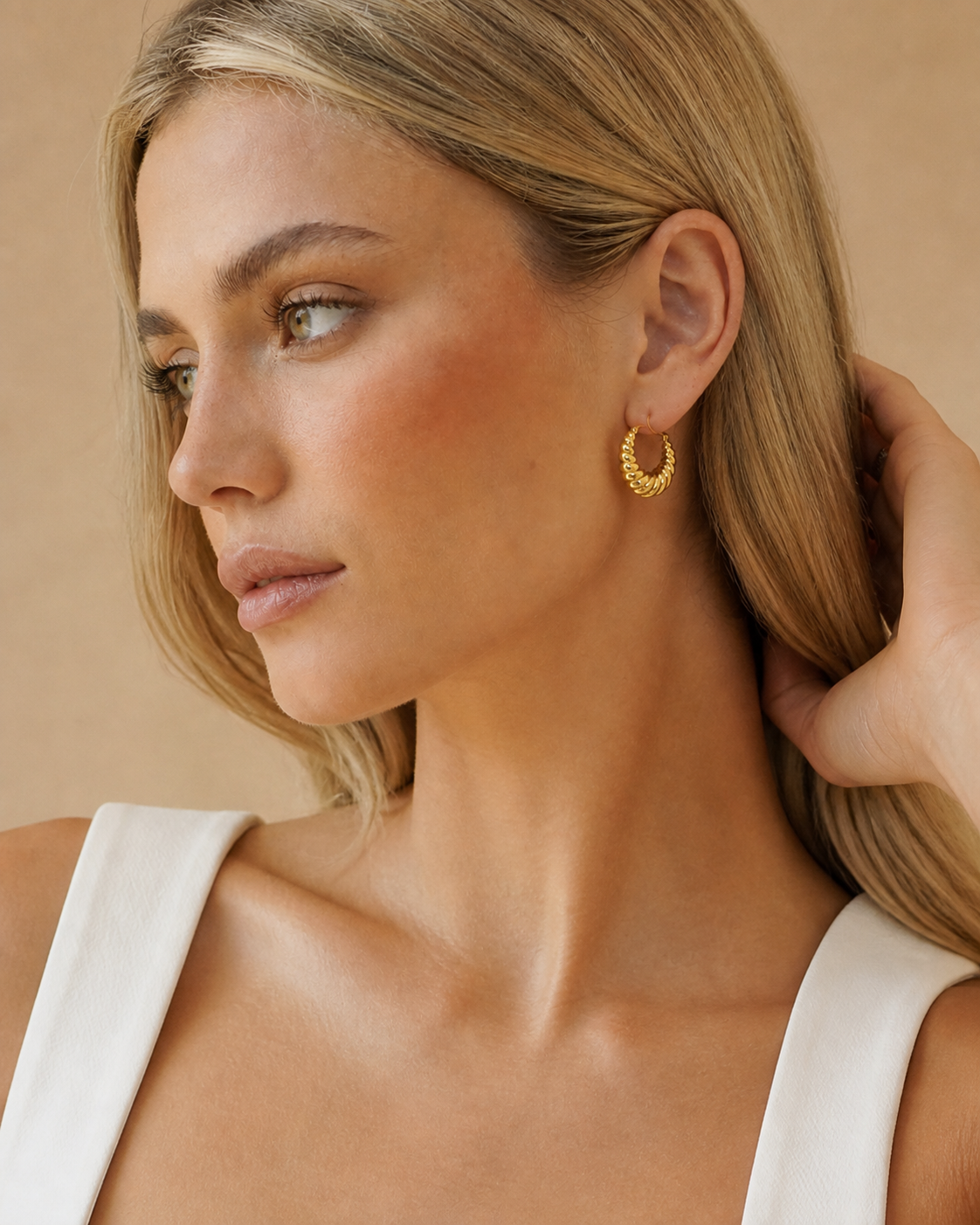 18K Gold Nora Croissant Hoop Earrings - model photo 2