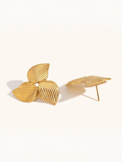 Trio in bloom earrings in 18K gold finish