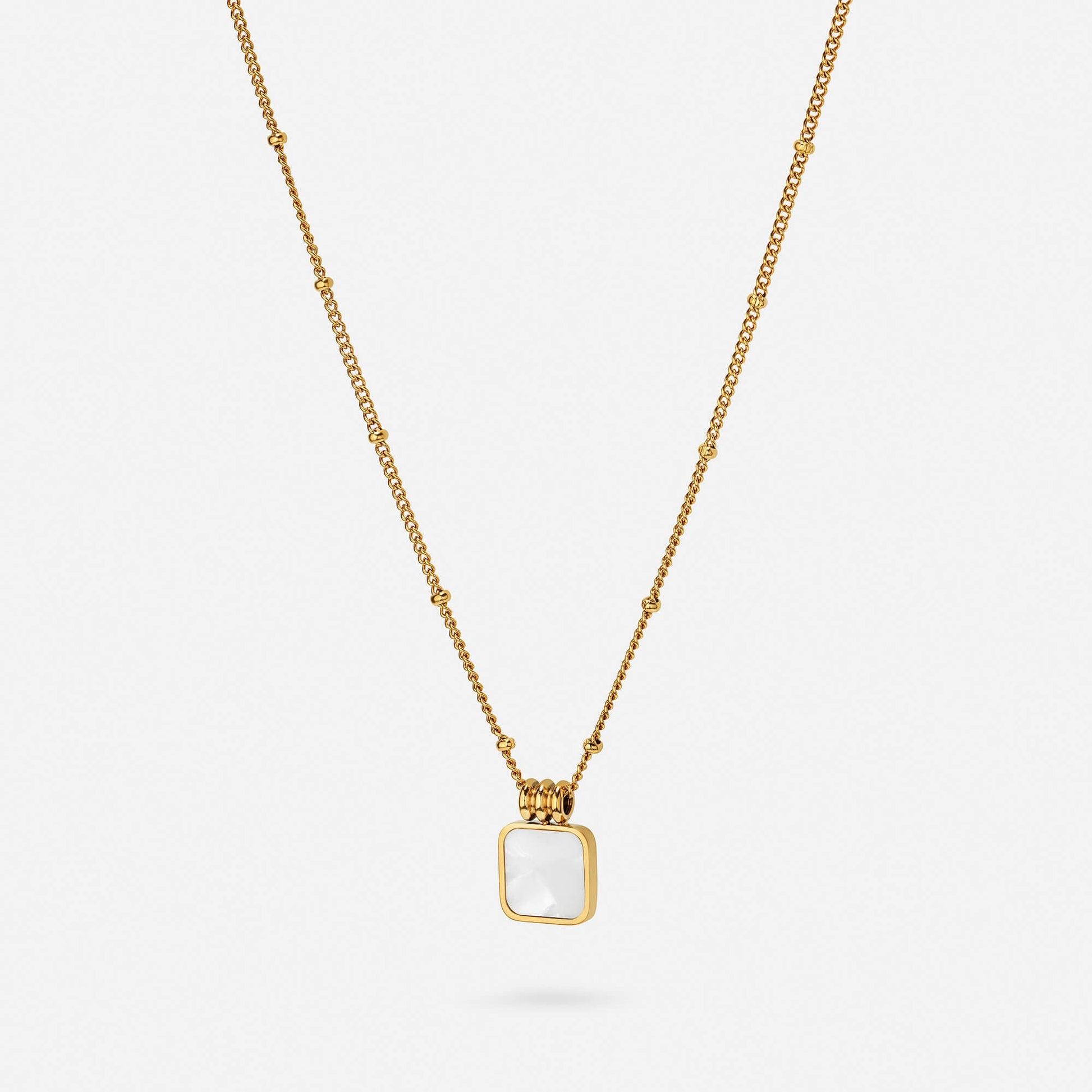 Lucienne pearl necklace, romantic gold finish